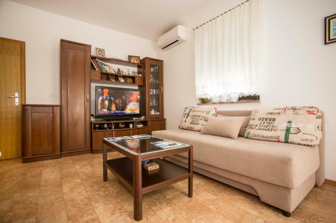 Apartment Beba Rovinj Exterior foto